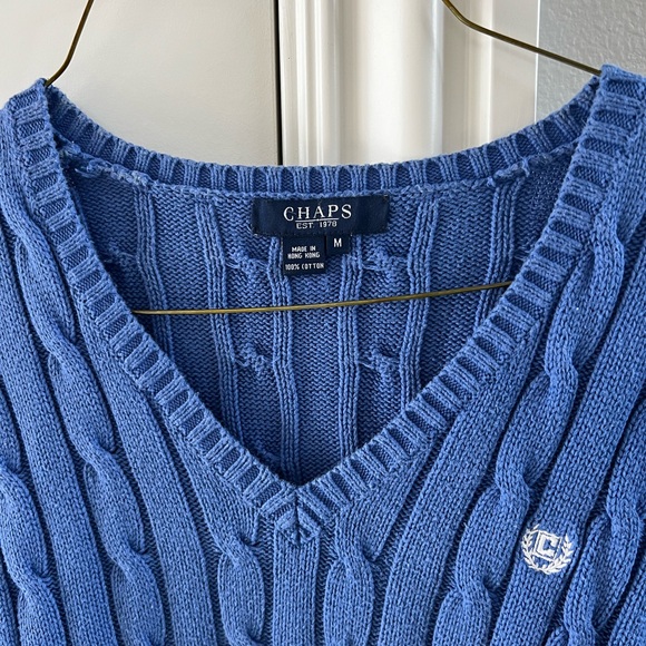 CLEARANCE Women’s Blue Medium Cotton V-Neck Knit Sweater - Picture 3 of 9